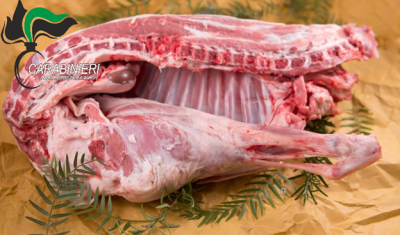 Carne di agnello venduta online senza indicazioni obbligatorie, sanzionato distributore di carni