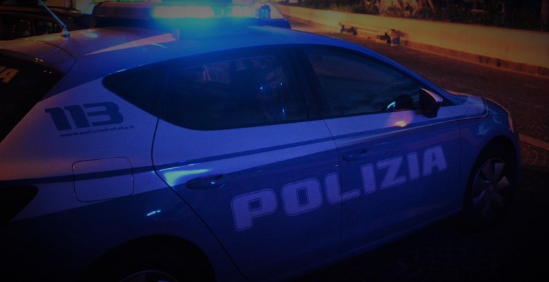 I poliziotti della Questura di Pescara eseguono una misura di custodia cautelare in carcere nei confronti di uno stalker