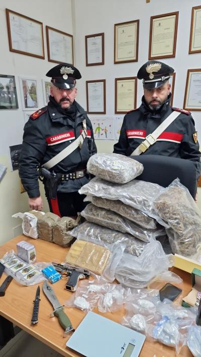 12 chili di droga nel garage a Chieti Scalo, arrestato un 32enne di Vasto