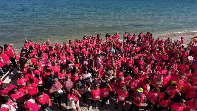 Fossacesia e Rocca San Giovanni , grande partecipazione alla PittaRosso Pink Parade sulla Costa dei Trabocchi
