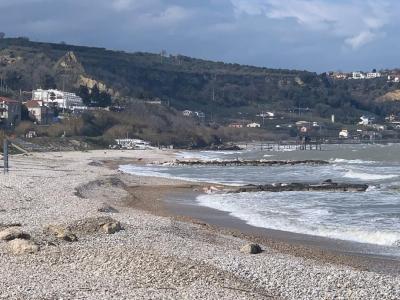 Fossacesia, al tavolo regionale contro l'erosione della costa il sindaco chiede interventi urgenti