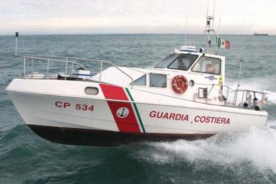 Windsurfer soccorso al largo del lido “Barracuda” di Pescara Nord