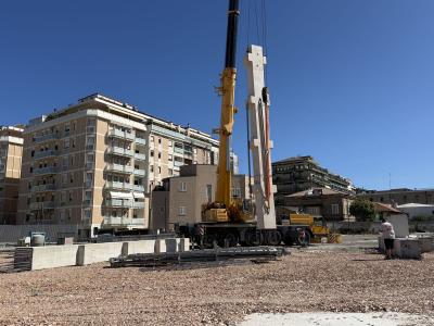 Pescara, Ex area di risulta, via al posizionamento dei pilastri del parcheggio lato sud
