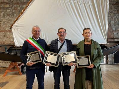 A Dubai due premi internazionali per l’Apicoltura Luca Finocchio