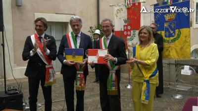 Cerimonia di gemellaggio tra i Comuni di Macerata e Lanciano: Un legame per il futuro