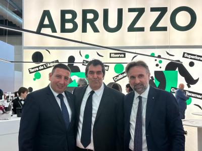 Vinitaly, Sigismondi e Liris (FDI): Il Padiglione Abruzzo brilla tra i protagonisti alla rassegna di Verona