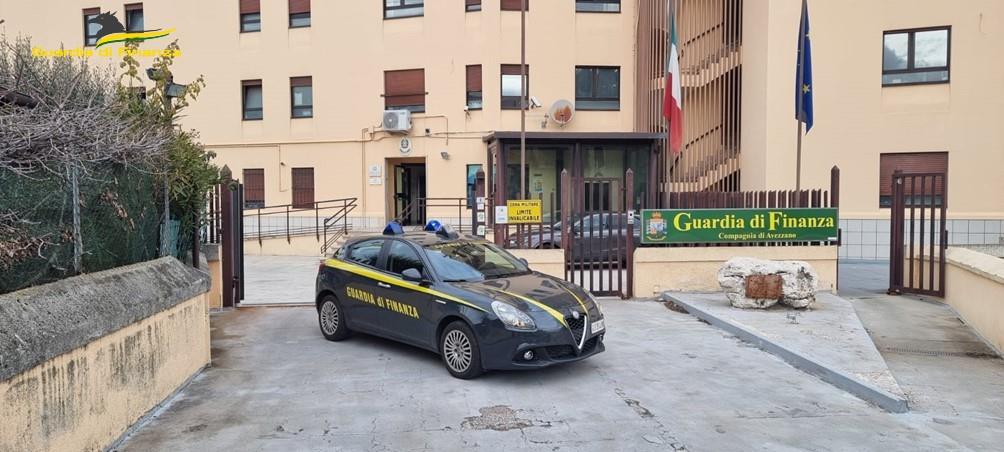 Avezzano, divieto di dimora a un militare dell’Aeronautica Militare che ricopre attualmente la carica di Vice Sindaco di un comune della Valle Roveto