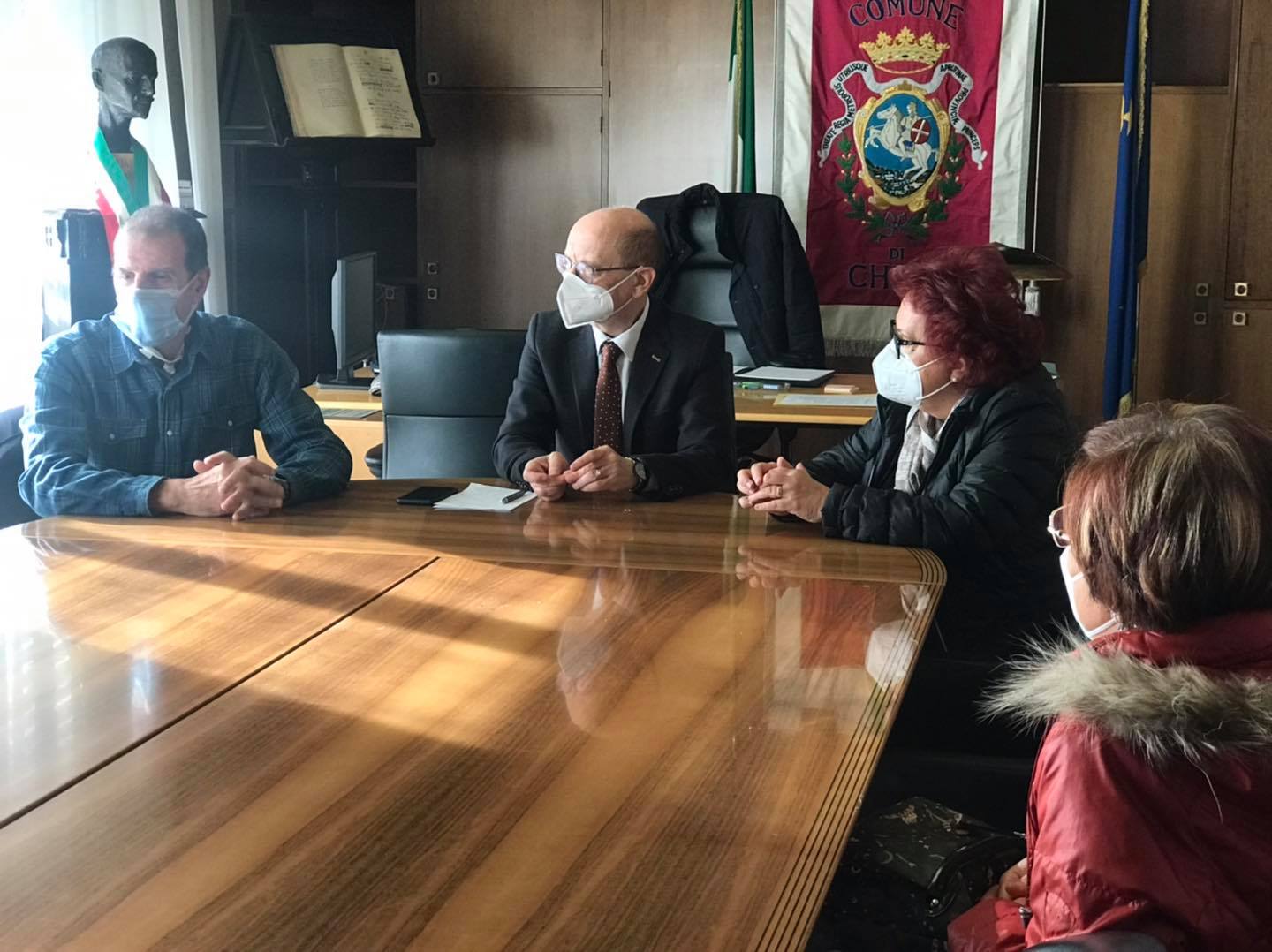 Sindaco di Chieti, assessore e consiglieri medici di base fanno fronte unico: "La sospensione della campagna vaccini non è responsabilità dei medici si base. 