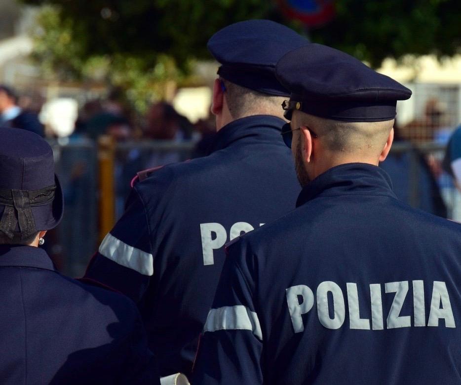 Vasto, la Polizia scopre centrale dello spaccio di droga nel centro storico della città