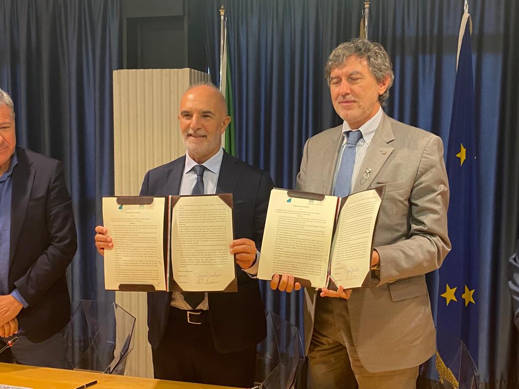 Firma del protocollo d’intesa per la sede unica della Regione Abruzzo sulle aree di risulta