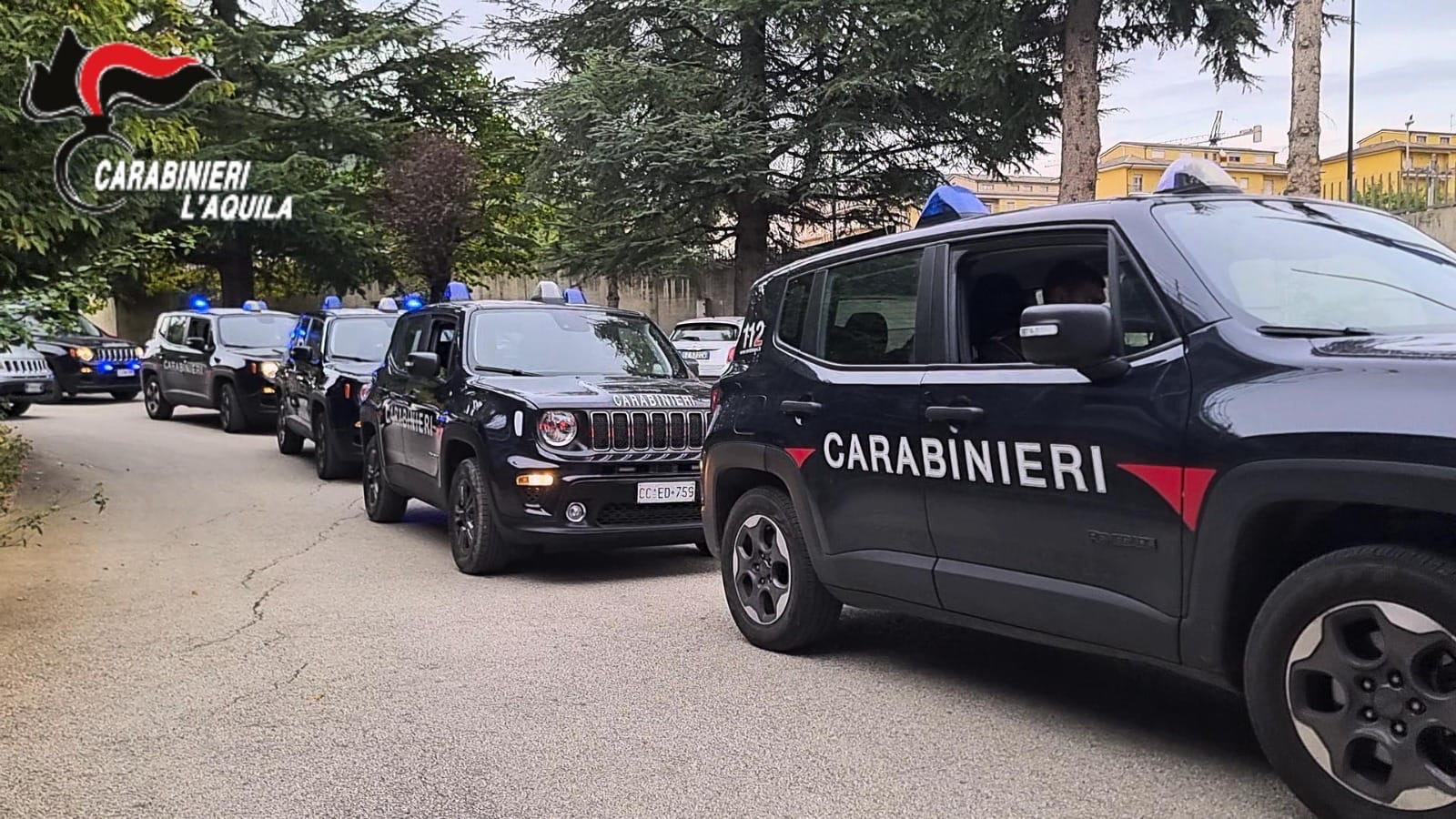 Avezzano, blitz antidroga dei carabinieri in piazza Torlonia: sequestrate 17 dosi di cocaina
