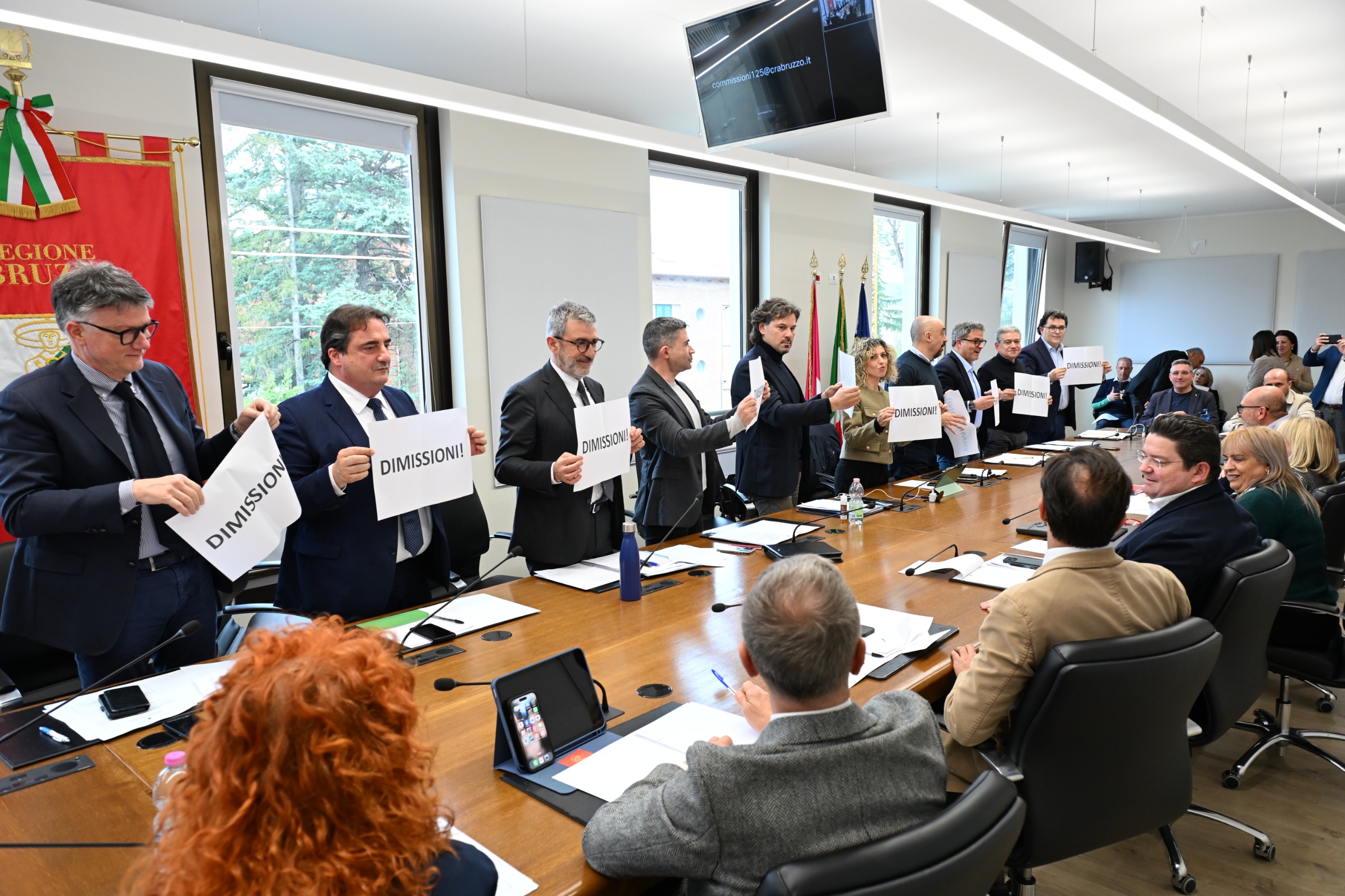 Tasse e sanità, la maggioranza nel mirino di Patto per l'Abruzzo