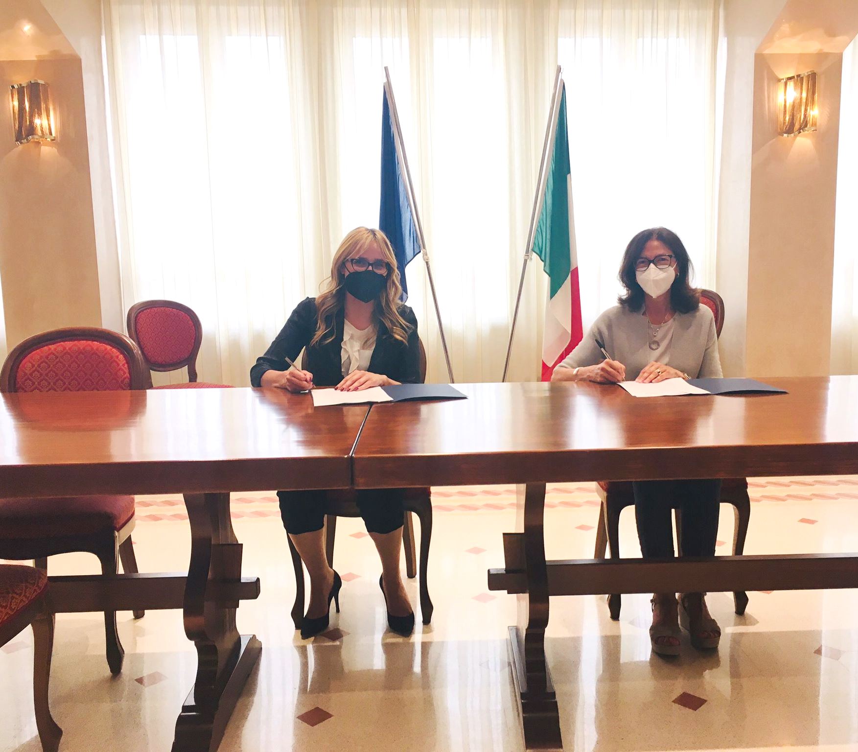 Protocollo Rex, firmata  Convenzione tra Prefettura L'Aquila e Camera Commercio del Gran Sasso