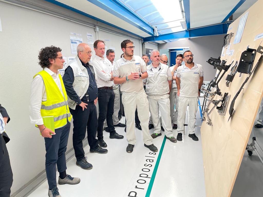In visita alla FCA Italy di Atessa Jean Philippe Imparato, CEO di Alfa Romeo e nuovo responsabile mondiale della Business Unit dei veicoli commerciali di Stellantis
