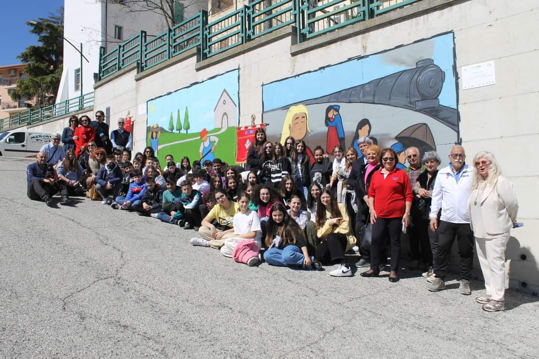 Inaugurati a Casoli tre murales con il progetto L'Altro e noi dell'Associazione "Articolo 3" 