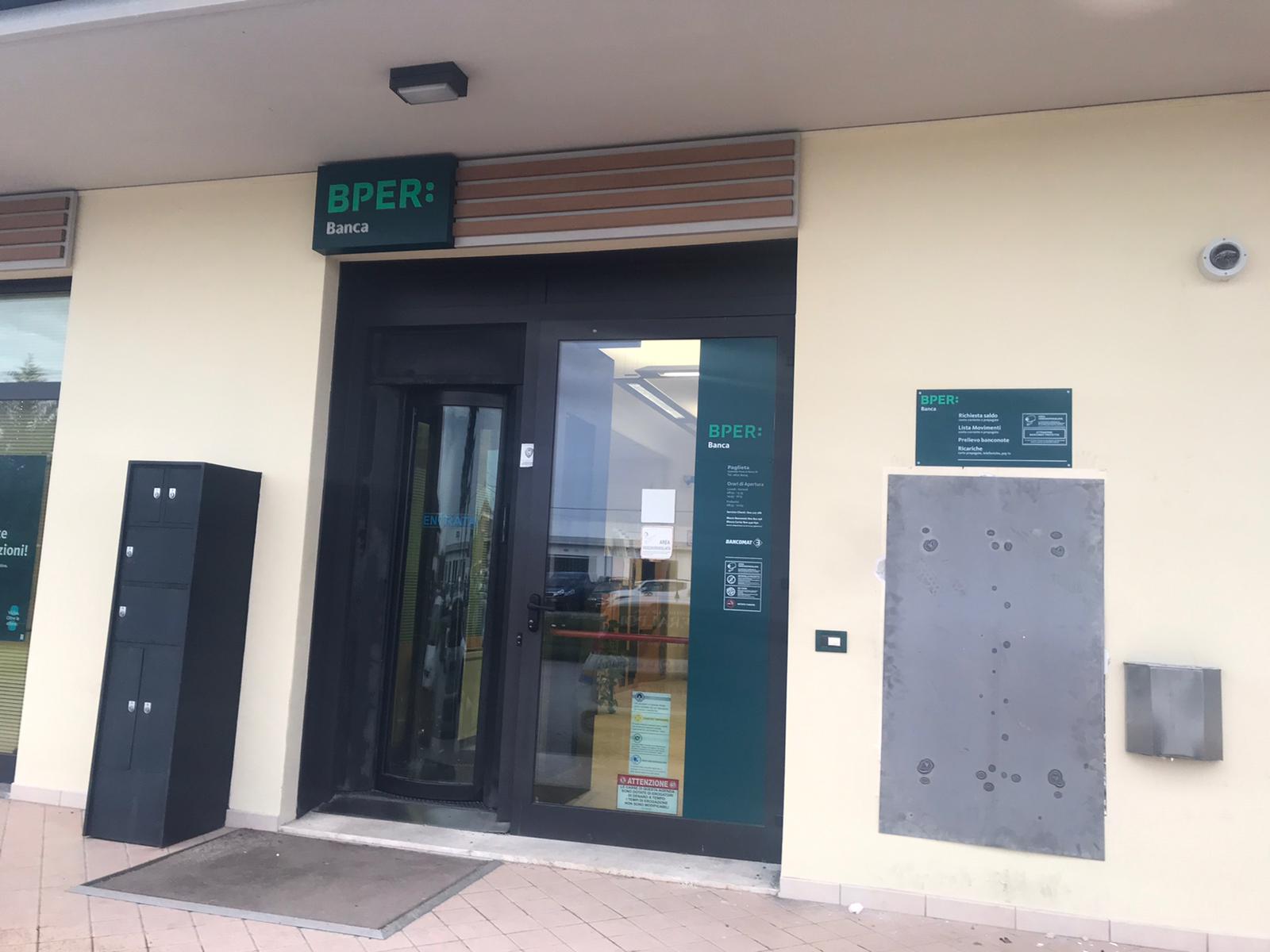 Colpo al bancomat Bper Banca di Paglieta