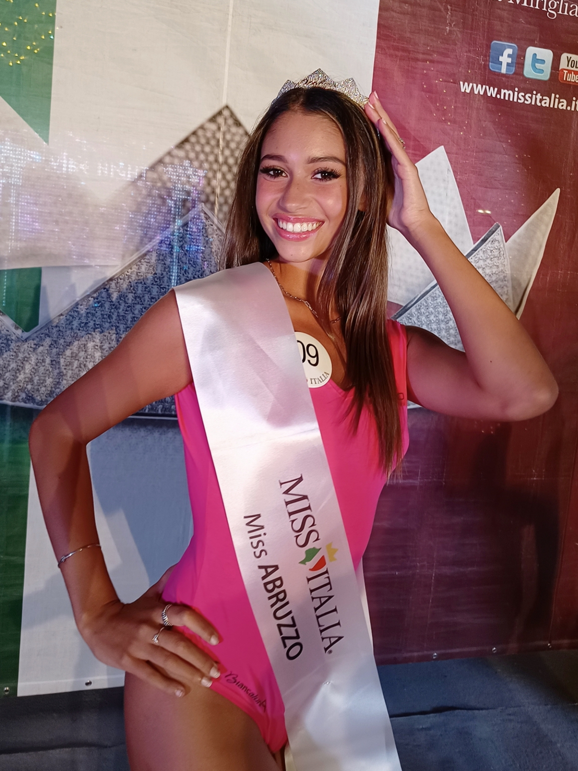 La vincitrice del titolo regionale di Miss Abruzzo è Paola Finocchio, ventenne di San Vito Chietino (CH).