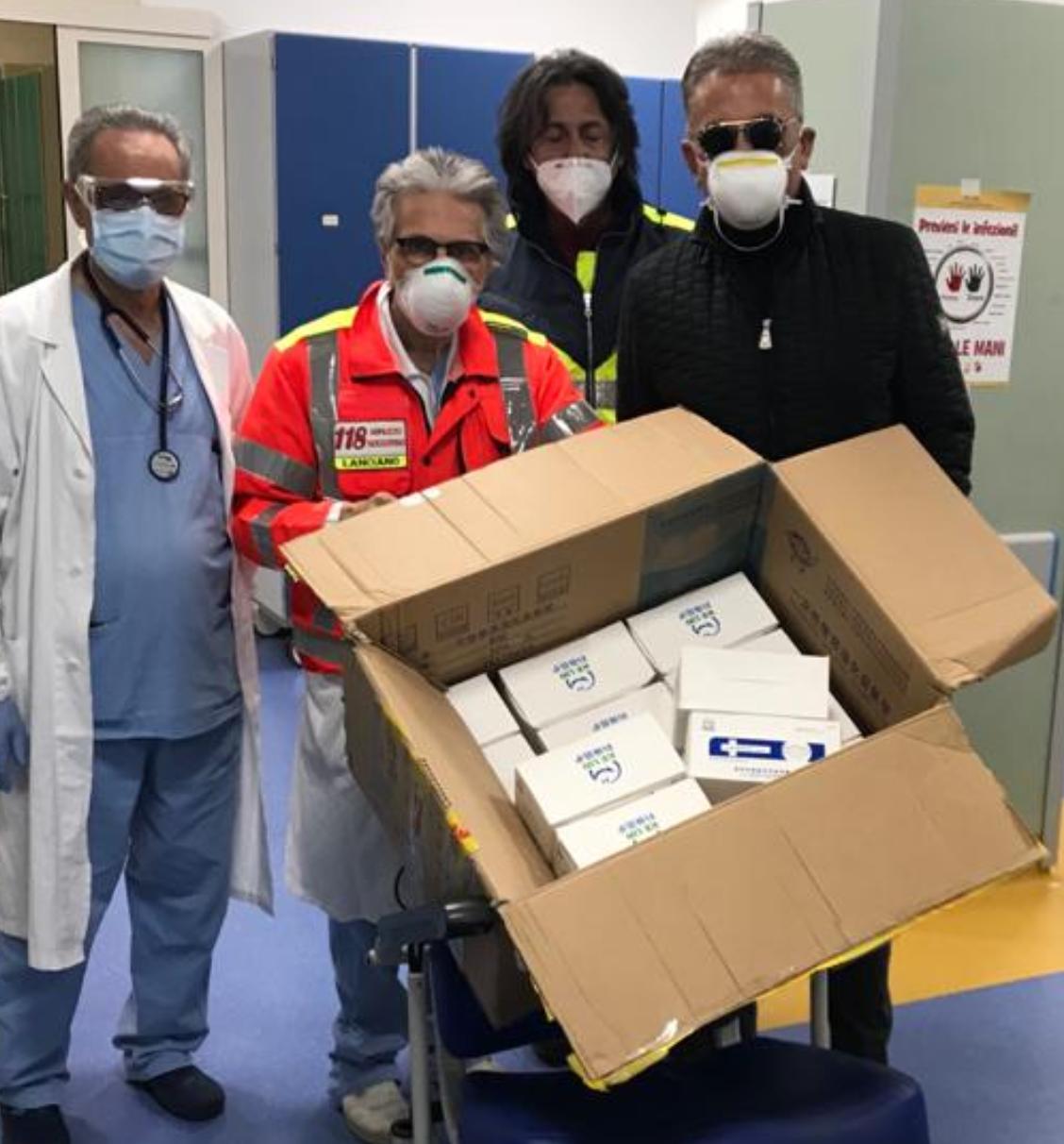 Coronavirus, Pino Valente Onlus dona mille mascherine all'ospedale Renzetti di Lanciano