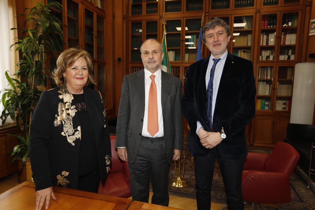 Edilizia Sanitaria: firmato Protocollo d’Intesa tra Ministero della Salute e Regione Abruzzo per investimenti di oltre 300 milioni