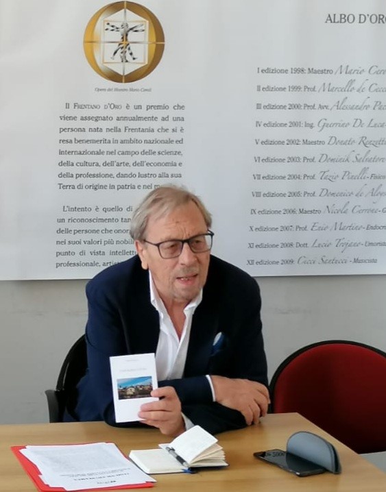 Lanciano, domani la cerimonia di premiazione del Frentano d'oro, a riceverlo sarà lo scrittore Remo Rapino