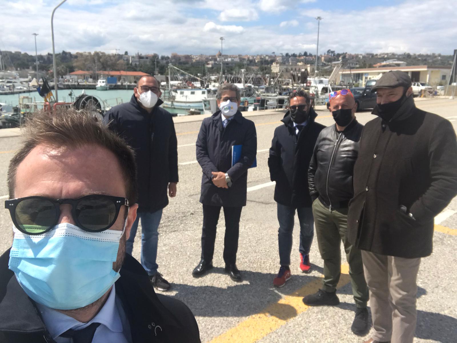 Giulianova Fishing for Litter,  incontro con il vicepresidente regionale Imprudente al porto giuliese