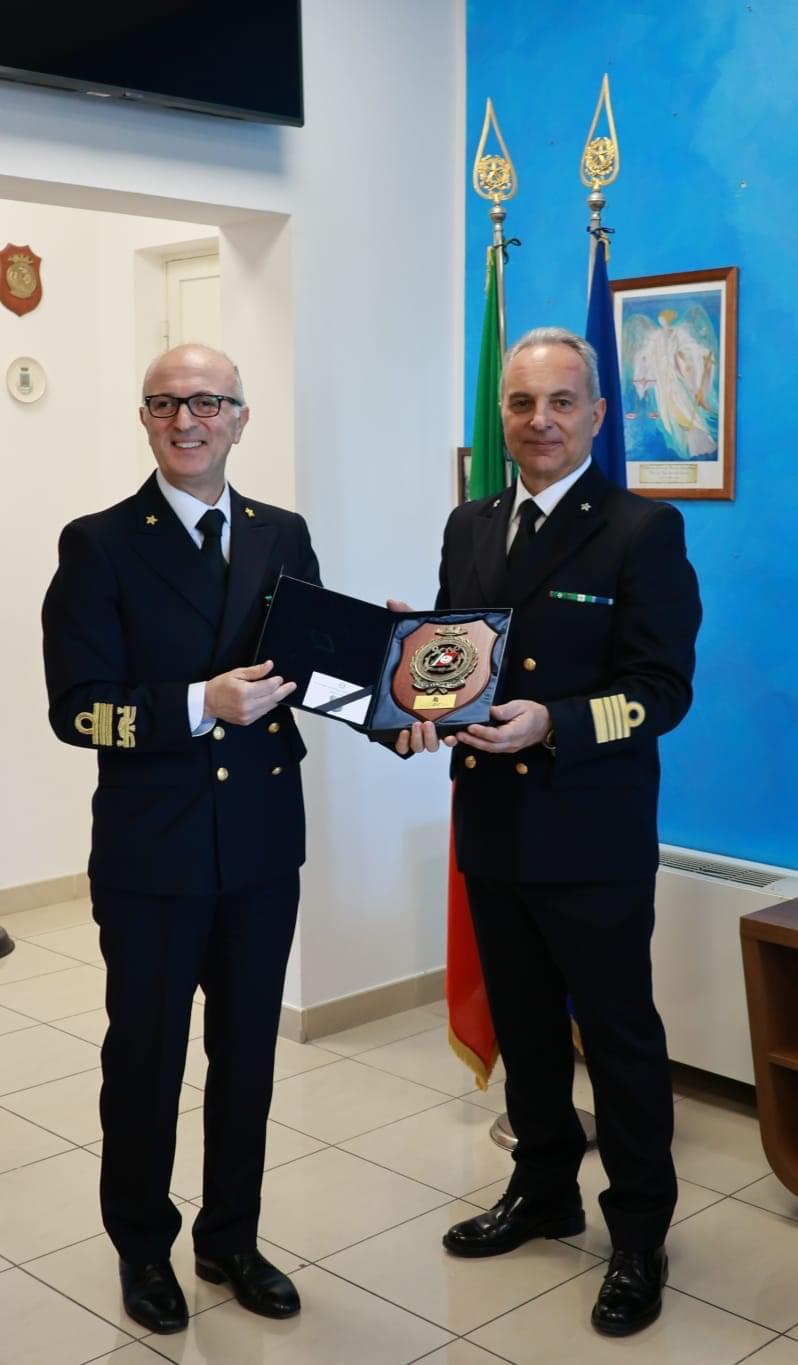 IL COMANDANTE GENERALE DEL CORPO DELLE CAPITANERIE DI PORTO  VISITA LA DIREZIONE MARITTIMA DI PESCARA