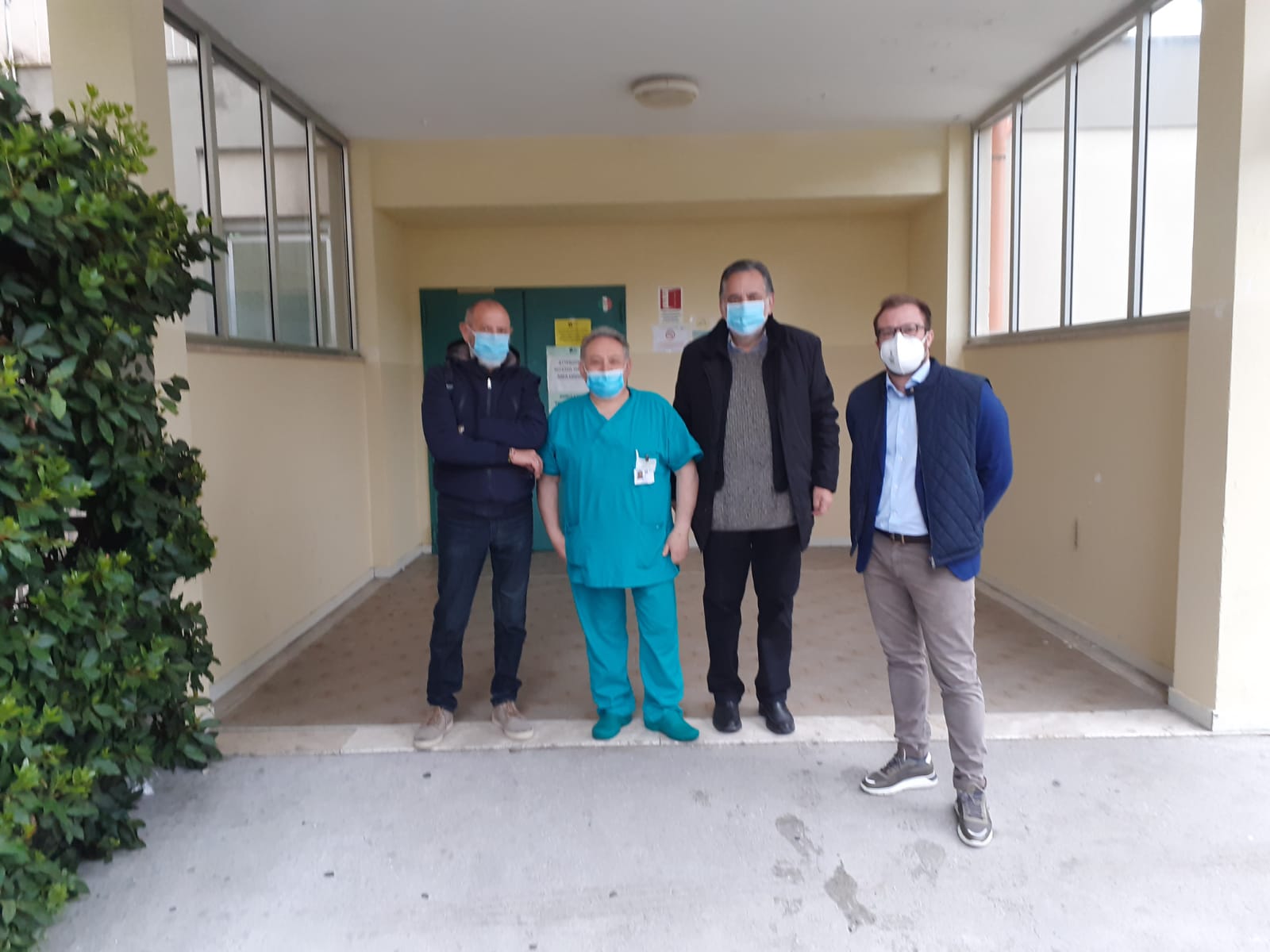 Coronavirus, Visita del Sindaco Costantini all’Ospedale di Giulianova con il medico della task force Covid della Asl di Teramo Calafiore