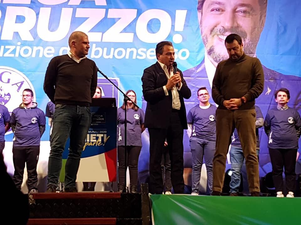 Salvini a Chieti ufficializza la candidatura a sindaco di Fabrizio Di Stefano