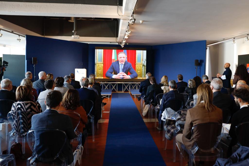 Stati generali Pesca Abruzzo, ministro Lollobrigida: “Avviare un nuovo percorso"