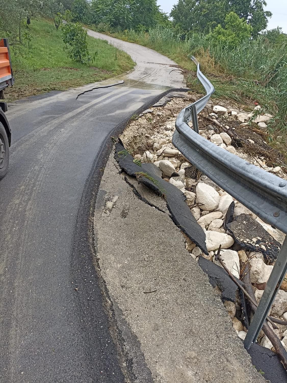 Ordinanza di chiusura ponte a Gessopalena a causa dell'esondazione del torrente Rio Secco