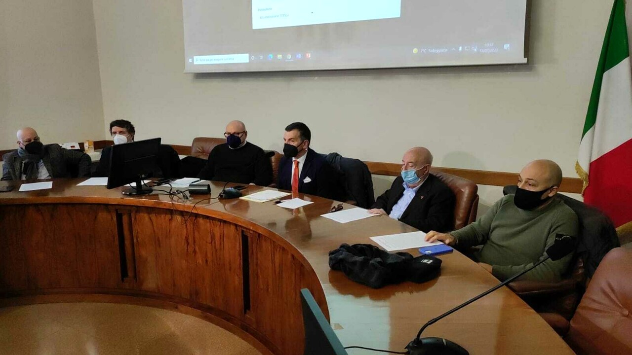 Abruzzo, Imprese danneggiate dall’emergenza Covid: "Legge regionale nel cassetto da maggio"