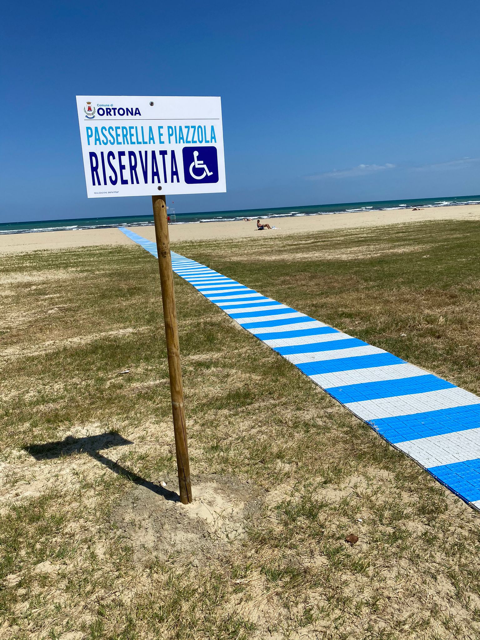 Ortona, allestite passerelle per disabili nelle spiagge libere del Riccio e dei Saraceni