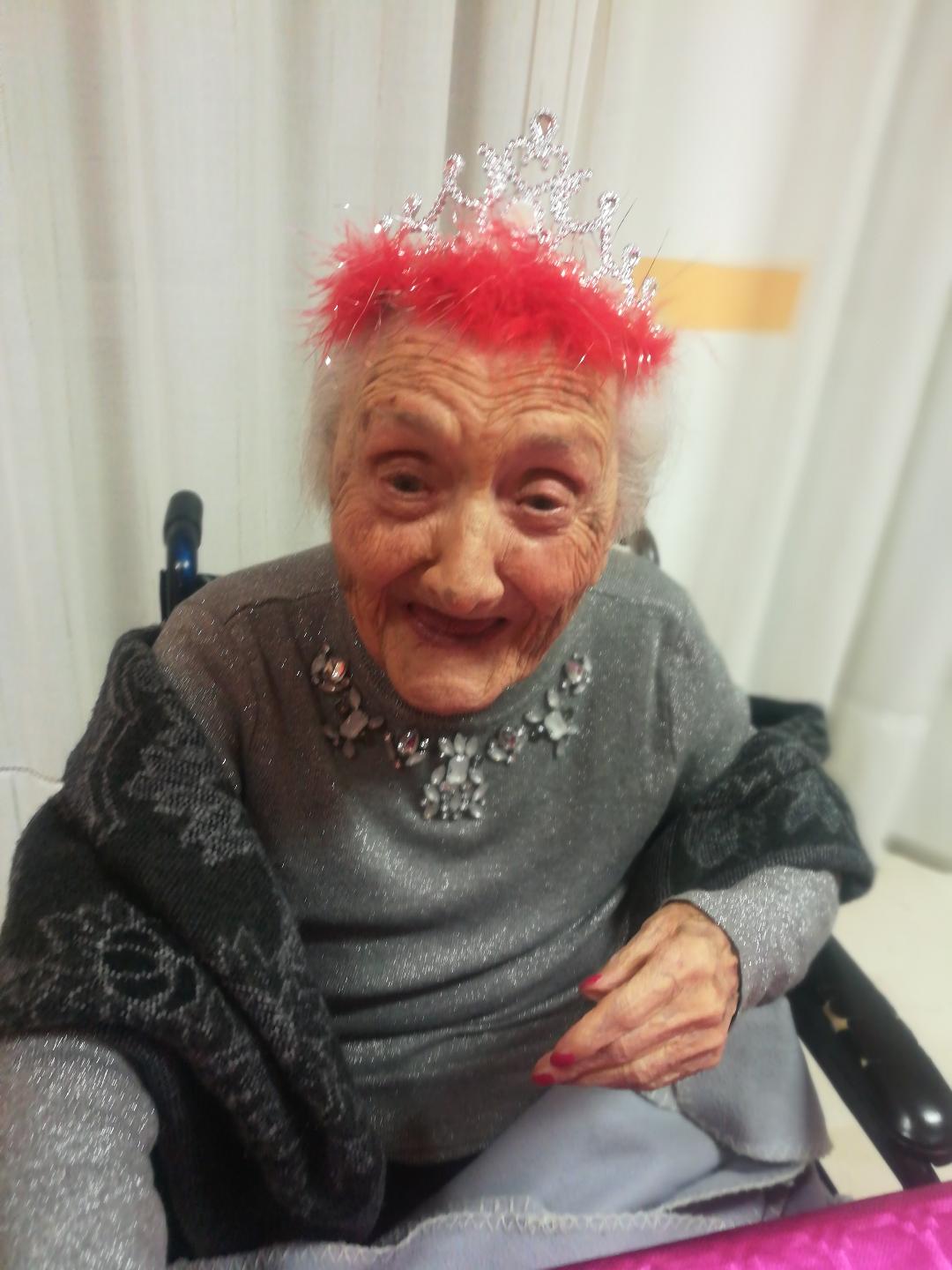 Vasto: grande festa  per i 108 anni di Maria Bottari, la nonnina più anziana della città