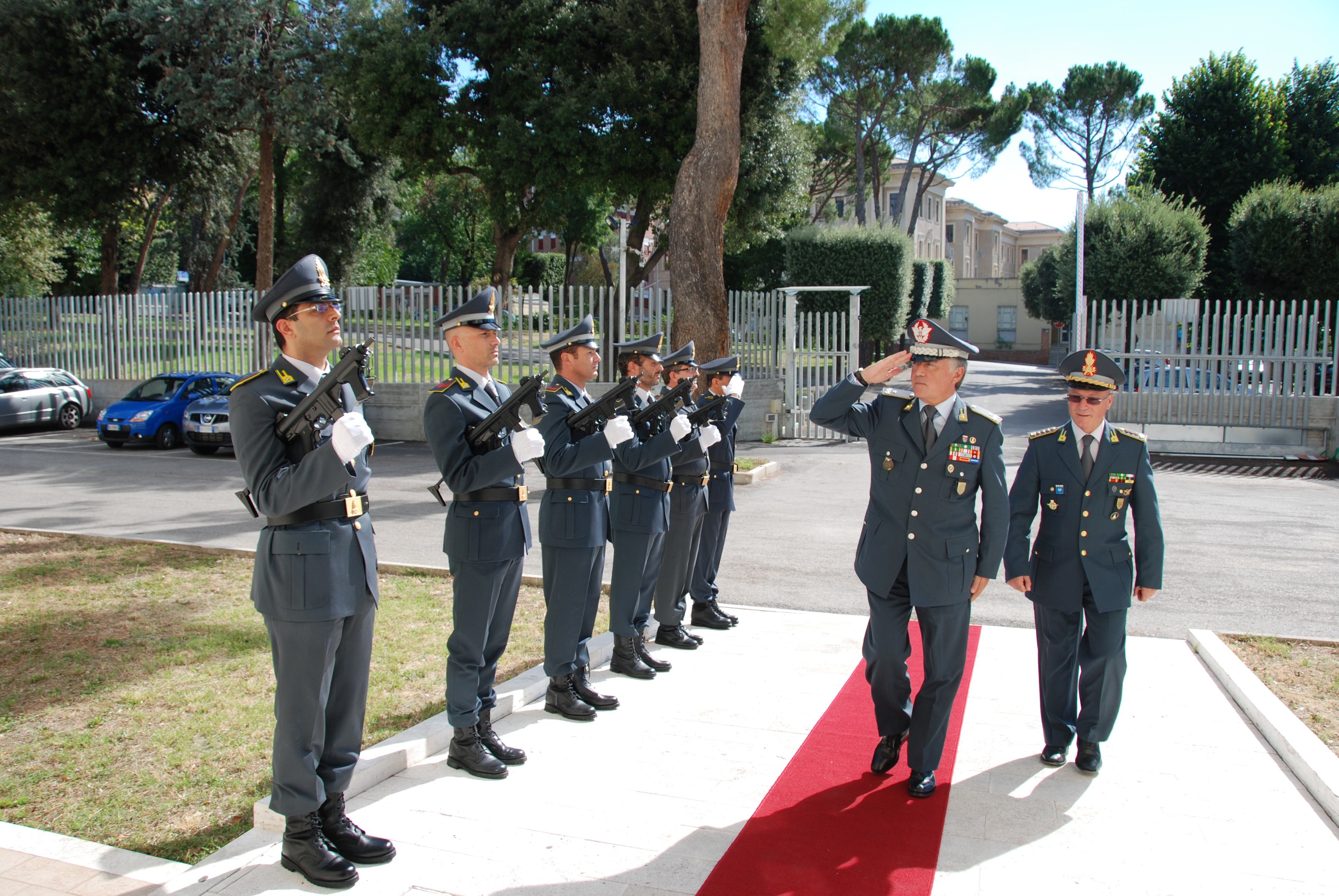 GDF: IL COMANDANTE REGIONALE ATTARDI VISITA IL COMANDO PROVINCIALE DI TERAMO
