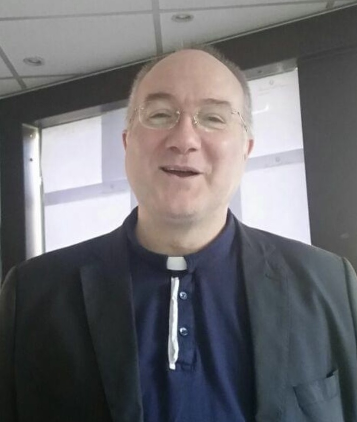 Pescara, addio a Don Nazzareno, scomparso il sacerdote che per anni è stato cappellano dell'ospedale 