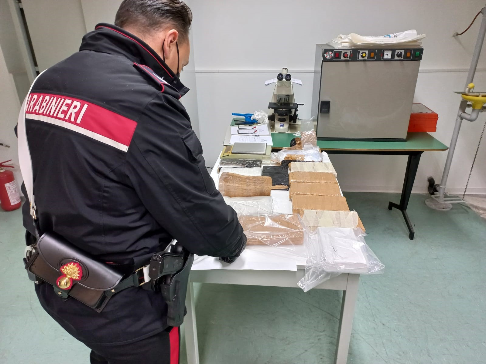 Francavilla al Mare, i carabinieri arrestano albanese con 16 kg di cocaina purissima 