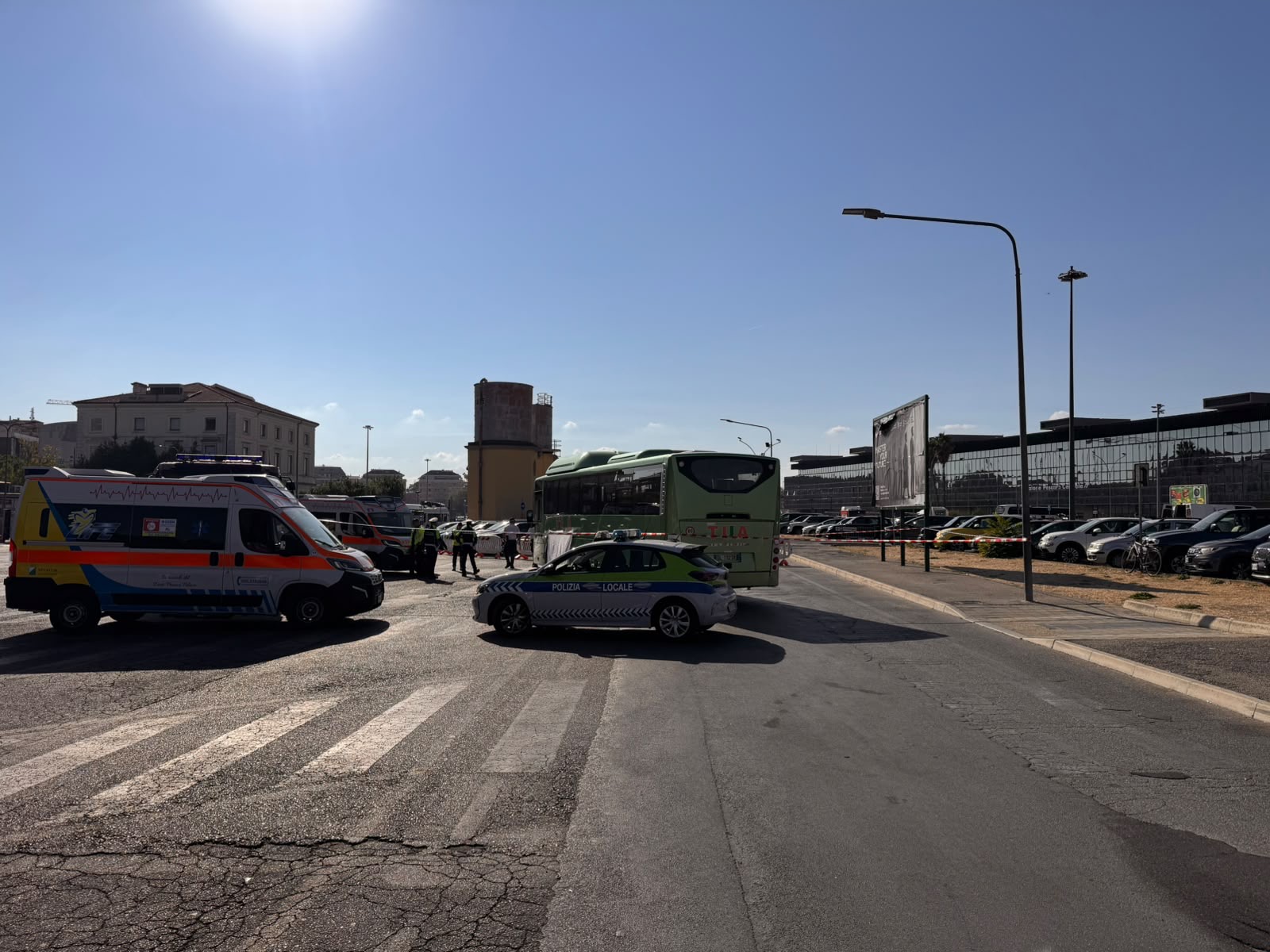 Tragedia al Terminal Bus di Pescara: il cordoglio della TUA per il grave lutto che colpisce un dipendente