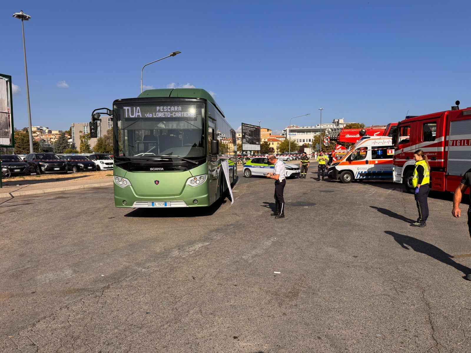 Tragedia a Pescara, Investita da un pullman muore una donna