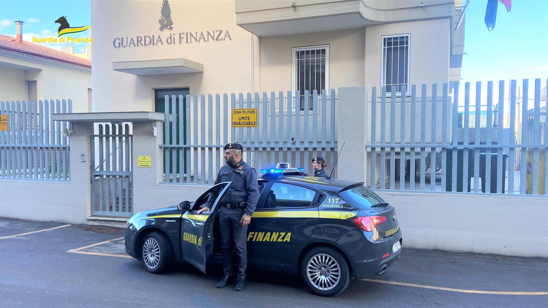 La Guardia di Finanza di Roseto degli Abruzzi confisca beni e denaro frutto di proventi illeciti per circa 93mila euro