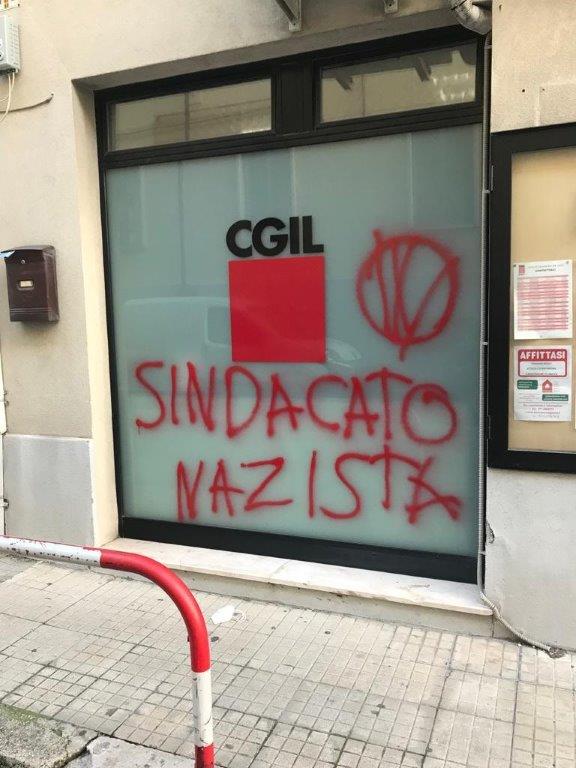 Ortona, scritte contro sede Cgil, Francesco Spina: 'ennesimo vile attacco'
