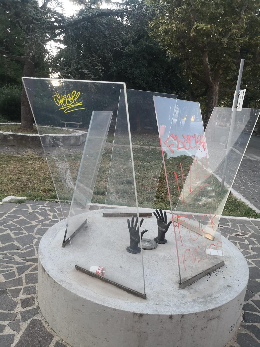 Lanciano, ancora atti vandalici ai danni del Monumento in Memoria dei Martiri delle Foibe