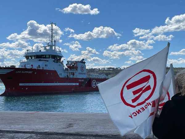 Giunta al porto di Ortona la nave con 161 migranti 