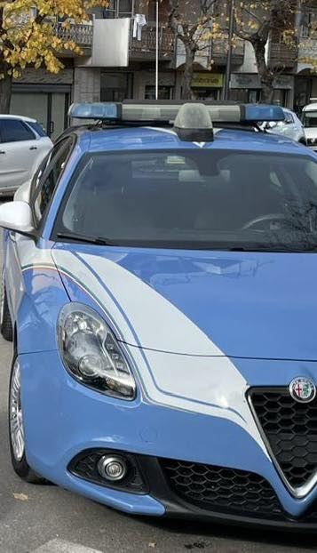 Pescara, operaio arrestato dalla Polizia con mezzo chilo di cocaina