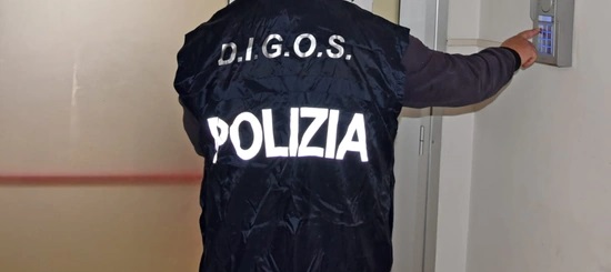 Indagini attentato il 16 ottobre a Bruxelles, perquisizioni di Polizia e carabinieri anche a Teramo, coinvolte 18 persone 
