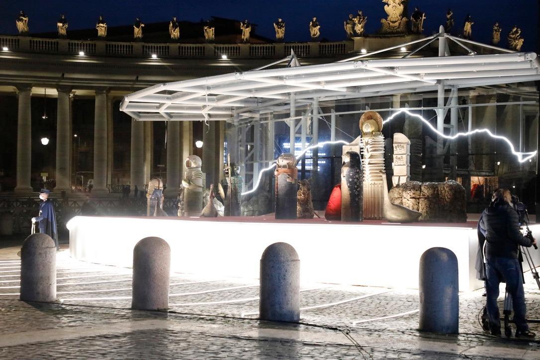 Inaugurato il piazza San Pietro a Roma il Presepe monumentale di Castelli 