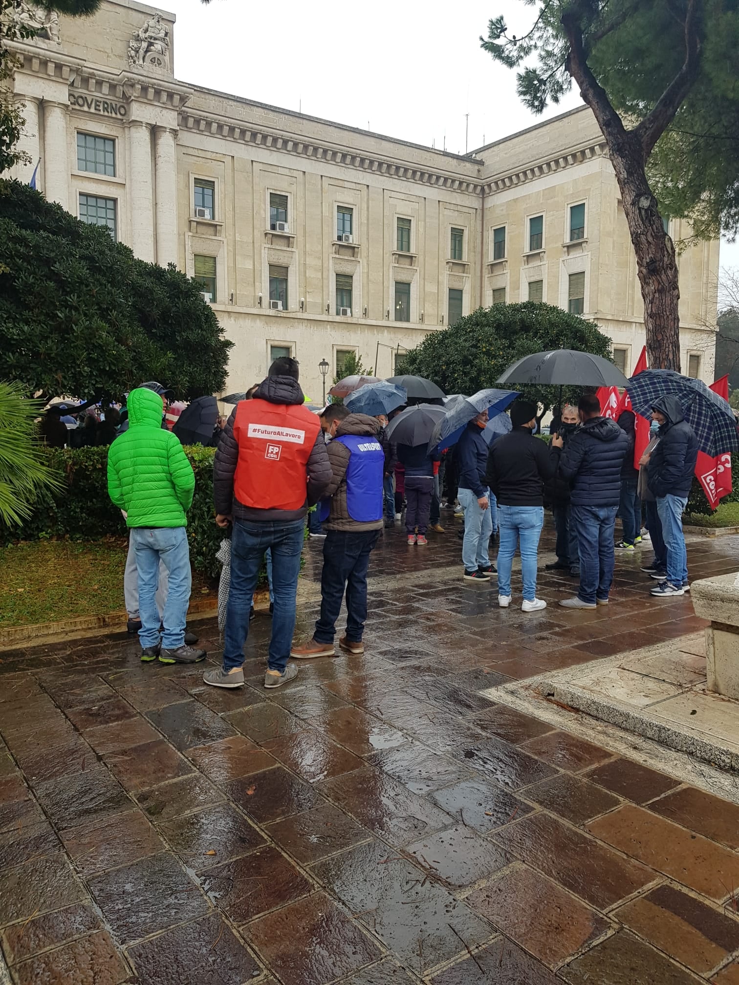 Sciopero dei lavoratori ambiente e igiene anche in Abruzzo per chiedere il rinnovo del contratto unico
