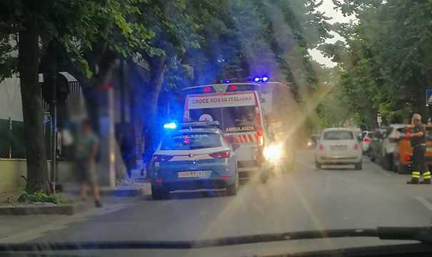 Lanciano, tenta di togliersi la vita, salvato da due agenti del Commissariato di Lanciano