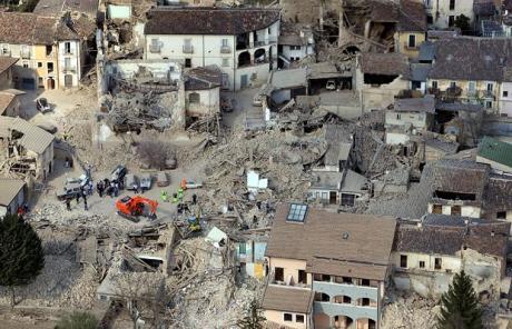 Terremoto L'Aquila, i Ministeri condannati a pagare maxi risarcimento per le vittime Greche 