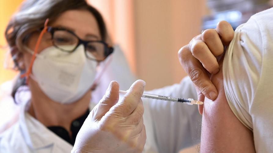 Prima dose di vaccino anti Covid-19 ai primi 1250 soggetti fragili del Comune di Giulianova